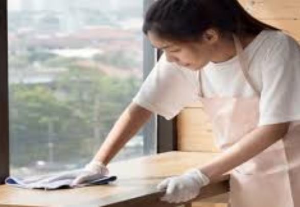 Dọn dẹp nhà cửa, tôi giận tím mặt khi thấy cuốn sổ tiết kiệm 500 triệu rơi ra