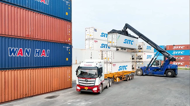 THILOGI đã đẩy mạnh dịch vụ logistics phục vụ xuất khẩu sầu riêng chính ngạch sang Trung Quốc thông qua cảng biển quốc tế Chu Lai.