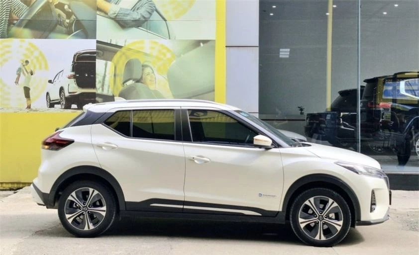 Lăn bánh 2 năm, xe hybrid Nissan Kicks 2022 rao bán với giá ngỡ ngàng 519264