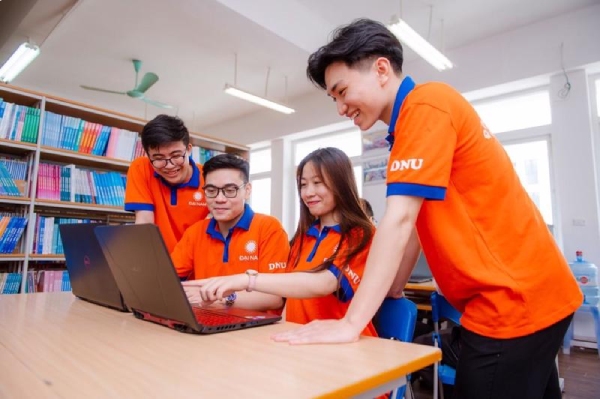 Phát triển tài năng trẻ kinh tế số 