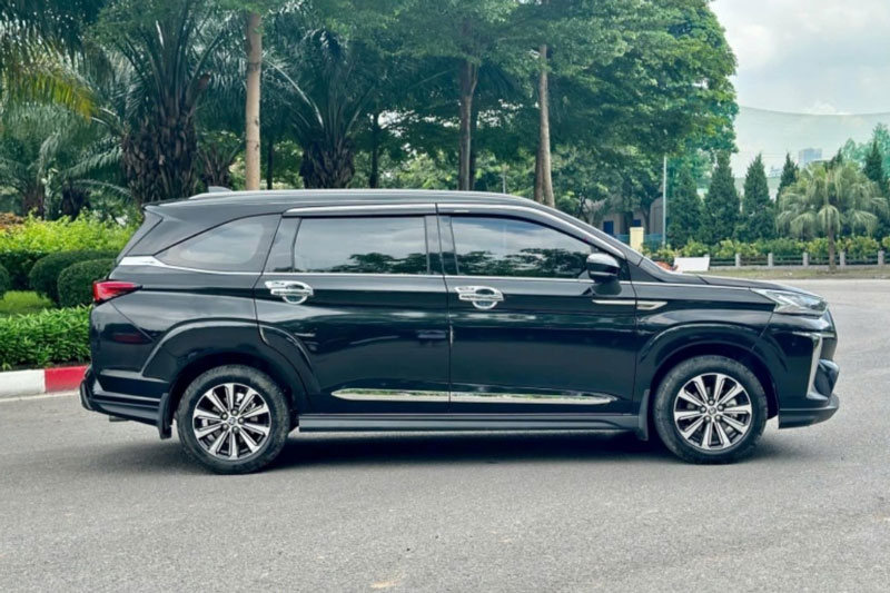 Toyota Veloz Cross rớt giá mạnh sau 1 năm lăn bánh