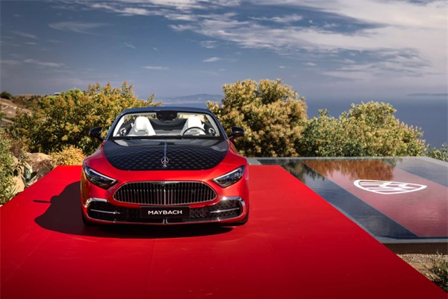 Cận cảnh mẫu mui trần 2 cửa đầu tiên của Maybach ảnh 9