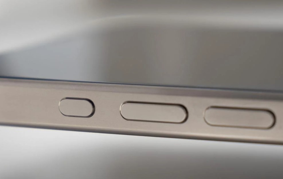 Nút chụp trên iPhone 16 có những tính năng gì?