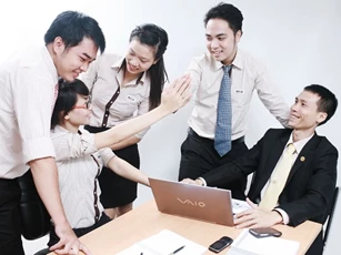 Tìm kiếm những đại sứ bán hàng thế hệ mới