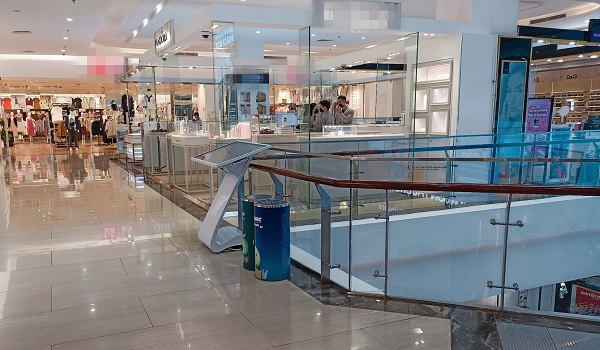 Thương hiệu mới gặp khó khi tìm thuê tại trung tâm thương mại  