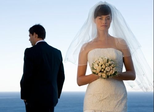 Ngày cưới, đáng lẽ phải là ngày hạnh phúc nhất đời tôi, lại trở thành ngày đau đớn không thể nào quên