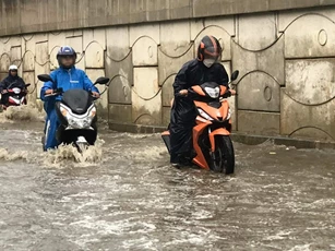 TP Hồ Chí Minh loay hoay giải bài toán chống ngập - Bài 1: 'Càng chống càng ngập'