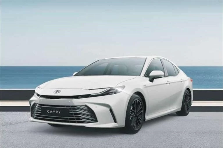 2024-Toyota-Camry-HEV-Elegance-S