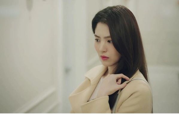 Mẹ chồng hẹn kết thông gia với bạn cũ nhưng không thành, tôi chỉ nói duy nhất một câu khiến bà sợ không dám kêu tiếc 'con dâu hụt' nữa