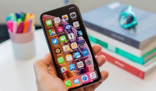 Đây là iPhone màn OLED, camera zoom 2x rẻ nhất Việt Nam, ngang iPhone 15 chỉ từ 3 triệu đồng