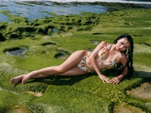 Vẻ đẹp của hot girl Hà Nội khi diện bikini khoe trọn đường cong quyến rũ