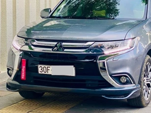 Ngỡ ngàng với giá rao bán của Mitsubishi Outlander sau 6 năm lăn bánh