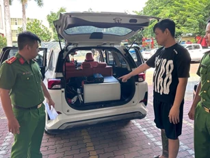 Bắt nhóm người xâm nhập mạng viễn thông trái phép ở TP Hồ Chí Minh