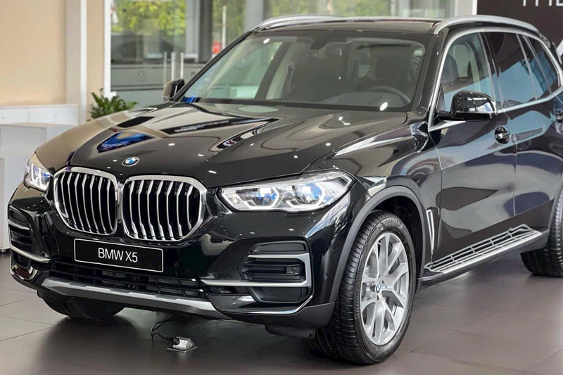 BMW X5.