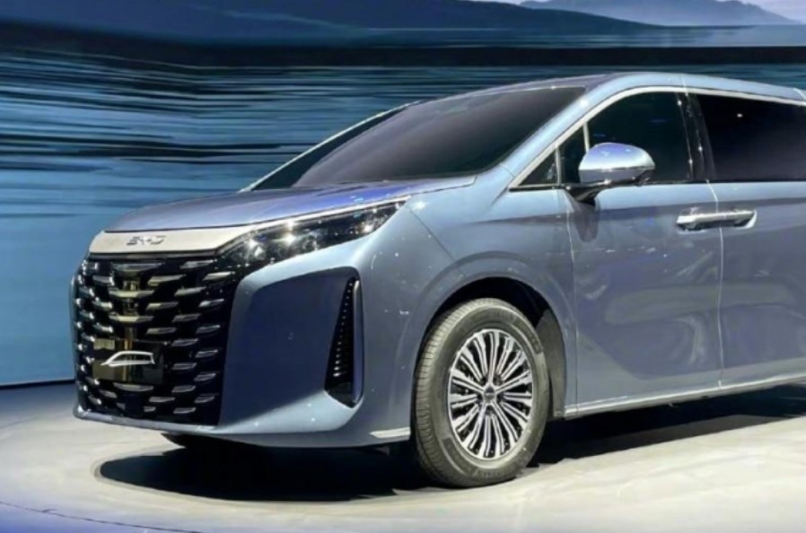 BYD Xia ra mắt: MPV ngang cỡ Kia Carnival, giá quy đổi từ 1,05 tỷ đồng