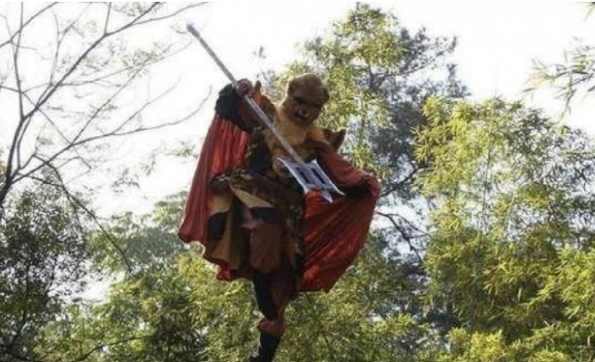 Trong &#x27;T&#xE2;y Du K&#xFD;&#x27;, &#x111;&#xE2;y l&#xE0; y&#xEA;u qu&#xE1;i duy nh&#x1EA5;t d&#x1ECD;a &#x111;&#x1B0;&#x1EE3;c Di&#xEA;m V&#x1B0;&#x1A1;ng, khi&#x1EBF;n Nh&#x1B0; Lai b&#x1ED1;i r&#x1ED1;i, Ng&#x1ECD;c Ho&#xE0;ng n&#xE9; tr&#xE1;nh, nh&#x1B0;ng ch&#x1EC9; s&#x1EE3; 1 ng&#x1B0;&#x1EDD;i