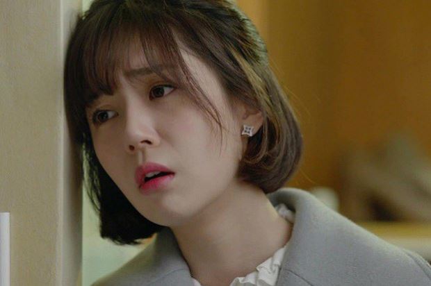 Đang bối rối vì bị đay nghiến không biết đẻ, vợ nhận được lá thư từ người cũ của chồng khiến cô nghĩ đến ly hôn