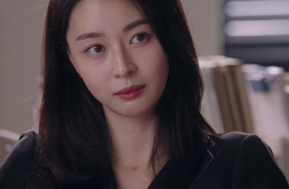 Đang yên đang lành mẹ chồng dẫn họ hàng tới chơi, còn tung đòn phủ đầu 'ép' tôi thết đãi thịnh soạn và cách đáp trả khiến bà câm nín