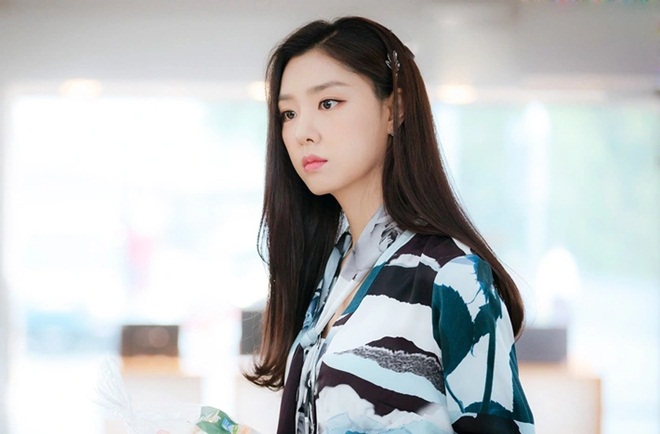 Th&#x1EA5;y h&#x1ED9;p son l&#x1EA1; gi&#x1EA5;u g&#x1EA7;m gi&#x1B0;&#x1EDD;ng, t&#xF4;i kh&#x103;ng kh&#x103;ng quy t&#x1ED9;i ch&#x1ED3;ng d&#x1EAB;n g&#xE1;i v&#x1EC1; nh&#xE0; r&#x1ED3;i sau &#x111;&#xF3; ph&#x1EA3;i qu&#x1EF3; xu&#x1ED1;ng xin l&#x1ED7;i