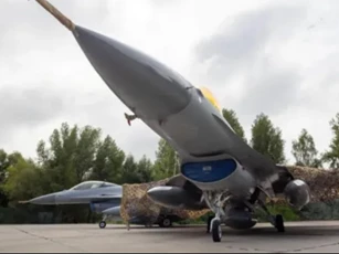 Máy bay F-16 của Ukraine bị rơi “có thể” không phải do hỏa lực từ Kiev