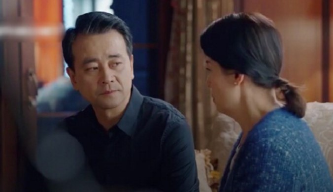 Biết tôi còn độc thân, chồng cũ xin tái hợp sau 15 năm ly hôn, tôi mỉm cười đưa anh 100 triệu