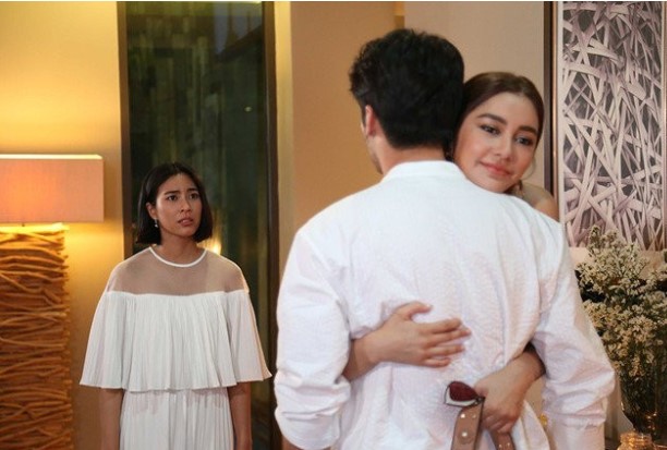 Bị ghen ngược, vợ tung chiêu khiến chồng và nhân tình tự nguyện chia tay