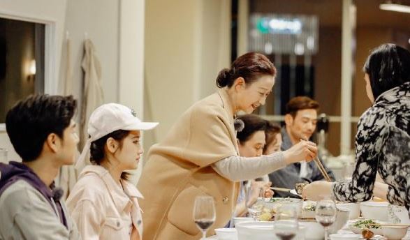 Chưa cưới mà đã mang bầu, trong đám hỏi mẹ chồng tuyên bố 1 câu khiến tôi đứng hình