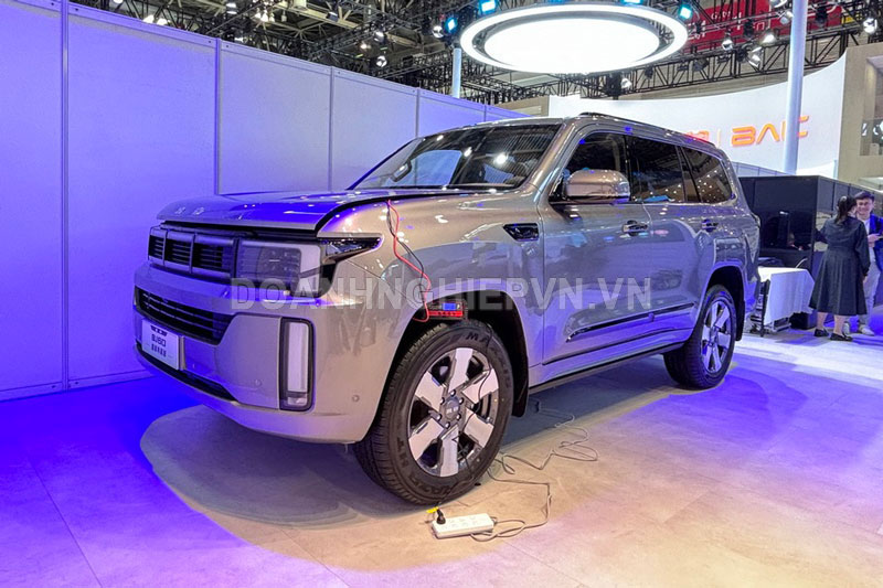 SUV địa hình công suất 548 mã lực, ‘uống xăng như ngửi’, giá hơn 840 triệu đồng