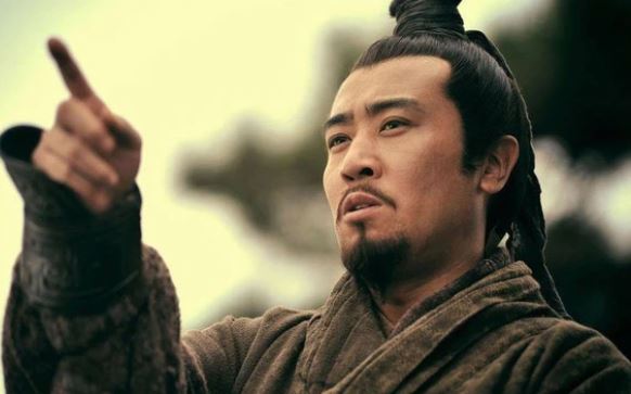 Lưu Bị cả đời lấy bốn chữ này làm tôn chỉ, qua đó cứu mạng ông trước Tào Tháo, lập nên một trong ba triều đại hùng mạnh thời Tam Quốc