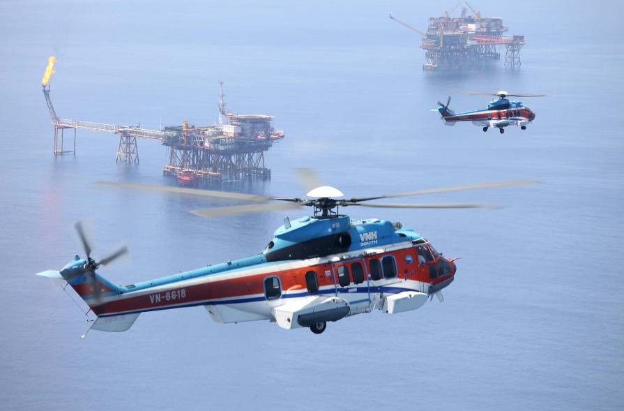 Đội trực thăng Super Puma cán mốc 75.000 giờ bay