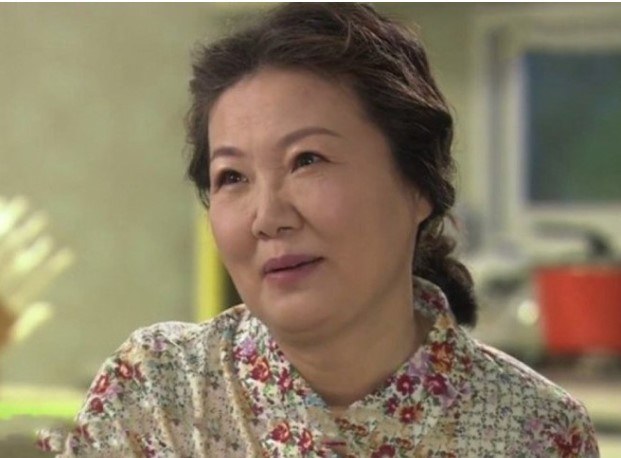 Giúp việc biến mất sau khi vay 100 triệu, 5 tháng sau cô ấy quay lại nói sự thật khiến tôi bật khóc