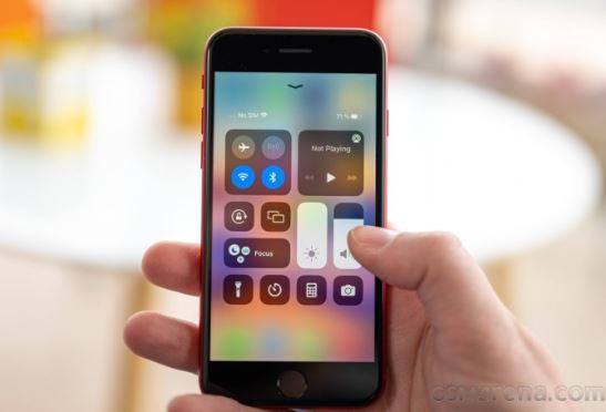 iPhone SE 4 giá rẻ của Apple sẽ dùng màn OLED như iPhone 16, chấm dứt hoàn toàn với công nghệ LCD