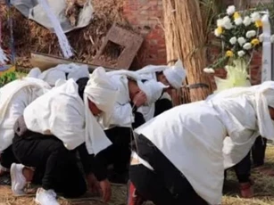 Tại sao cổ nhân lại căn dặn con cháu: 'Thà cho mượn nhà làm đám tang, còn hơn cho mượn nhà làm đám cưới'?