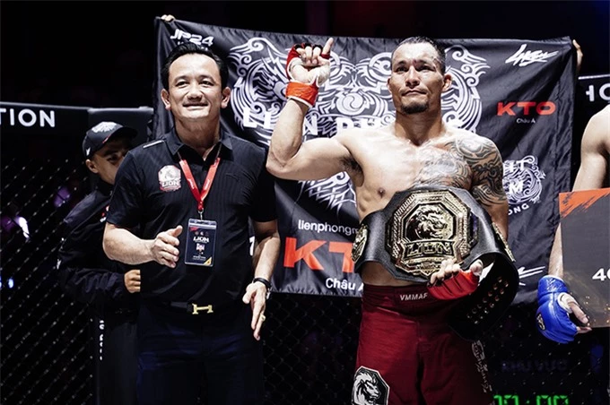 Quang Lộc từng giành chức vô địch hạng 70kg LION Championship