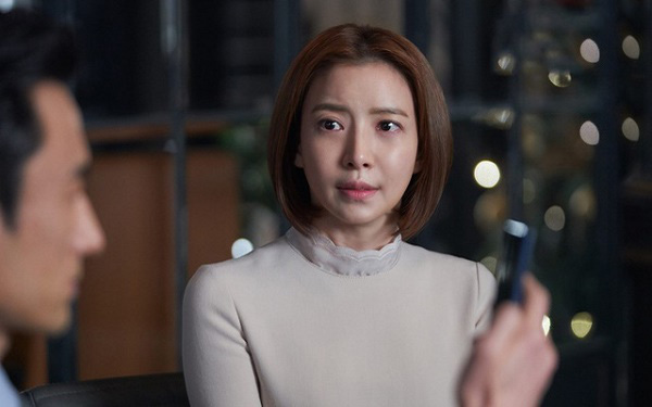 Chồng qua đời 5 năm, tôi rùng mình khi được nhận 1 tỷ do chính anh gửi, khi biết rõ nguồn cơn đằng sau, tôi bàng hoàng rồi đờ người suy ngẫm