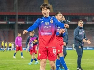 Tài năng Việt kiều nhận xét thật lòng về V-League trên báo Nga