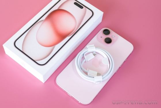 Giá đập hộp iPhone 15 chính hãng VN/A cực rẻ đón iPhone 16 ra mắt, doanh số top 1 thế giới, vượt mặt Galaxy S24 Ultra