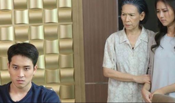 Mẹ vợ lên chơi nhưng chồng chẳng ló mặt ra khỏi phòng, tôi giận dữ trách anh vô phép, ai ngờ đến lúc bà về quê, tôi mới chết lặng vì thứ chồng cho xem