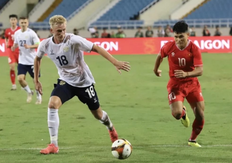 ĐT Việt Nam bị trừ điểm trên BXH FIFA, cẩn thận 'ôm hận' ở vòng loại 3 Asian Cup