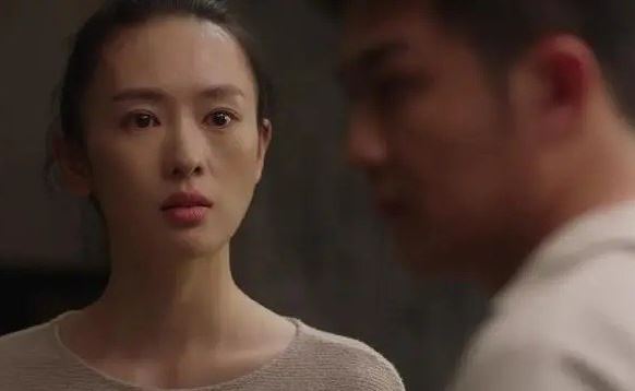 Chồng nằng nặc ép tôi ký vào đơn ly hôn vì 4 năm rồi không thể mang thai, tôi sốc ngất khi mẹ chồng dúi vào tay số tiền 1 tỷ, rồi tiết lộ một bí mật động trời bị che giấu