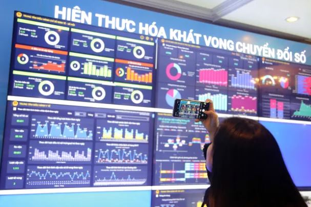 Chuyển đổi số là con đường nhanh và bền vững để Việt Nam trở thành nước phát triển