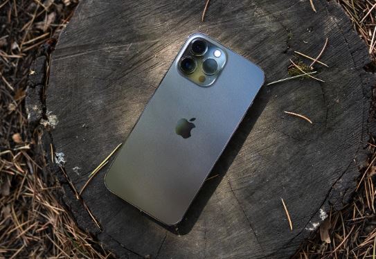 iPhone 13 Pro Max rẻ như bèo đầu tháng 9 máy viền thép 3 mắt sang không kém iPhone 15 Pro Max