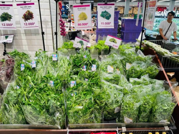 Khuyến khích siêu thị đăng tin lên mạng xã hội phục vụ mua hàng tránh bão

