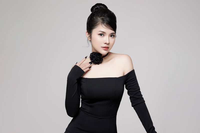 Hot girl Đà Lạt 'đốn tim' cánh mày râu với vẻ đẹp không tì vết