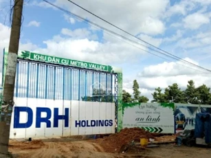 Cổ phiếu DRH của DRH Holdings vào diện bị đình chỉ giao dịch
