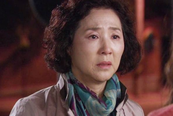 Bác ô-sin âm thầm bỏ đi, để lại 30 cây vàng cùng lời thú nhận khiến tôi chết lặng