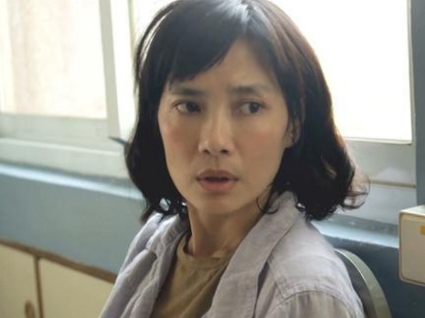 ‘10 phút đã sinh xong, chắc không phải sinh con đầu lòng’, câu nói của bác ngồi chờ người thân sinh bên cạnh đã khiến cuộc đời tôi rơi vào vực thẳm