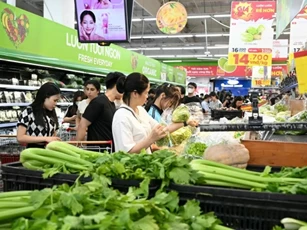 Kiên quyết không để xảy ra găm hàng, đẩy giá sau bão