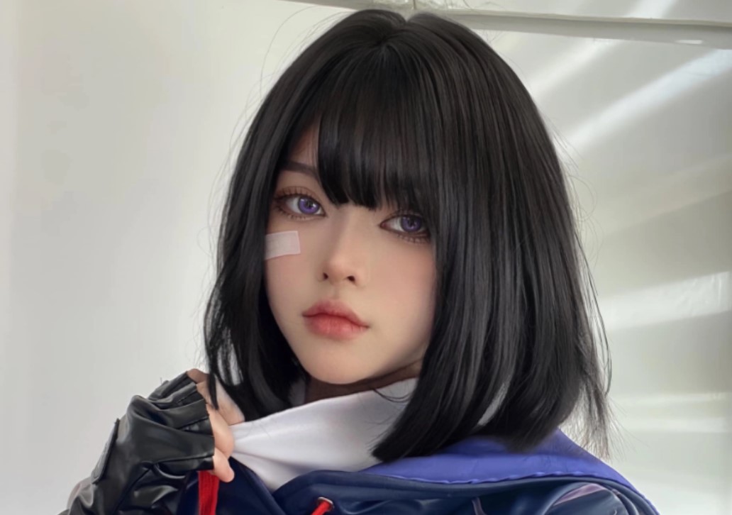 Game thủ Việt cosplay đặc vụ Iso trong VALORANT