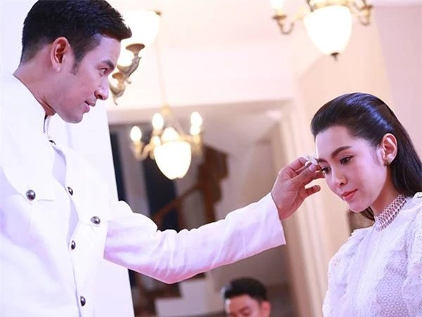 Chấp nhận lấy người vợ khuyết tật, đêm tân hôn, chú rể vỡ òa khi nghe vợ bập bẹ nói vẻn vẹn 3 chữ - Ảnh 1